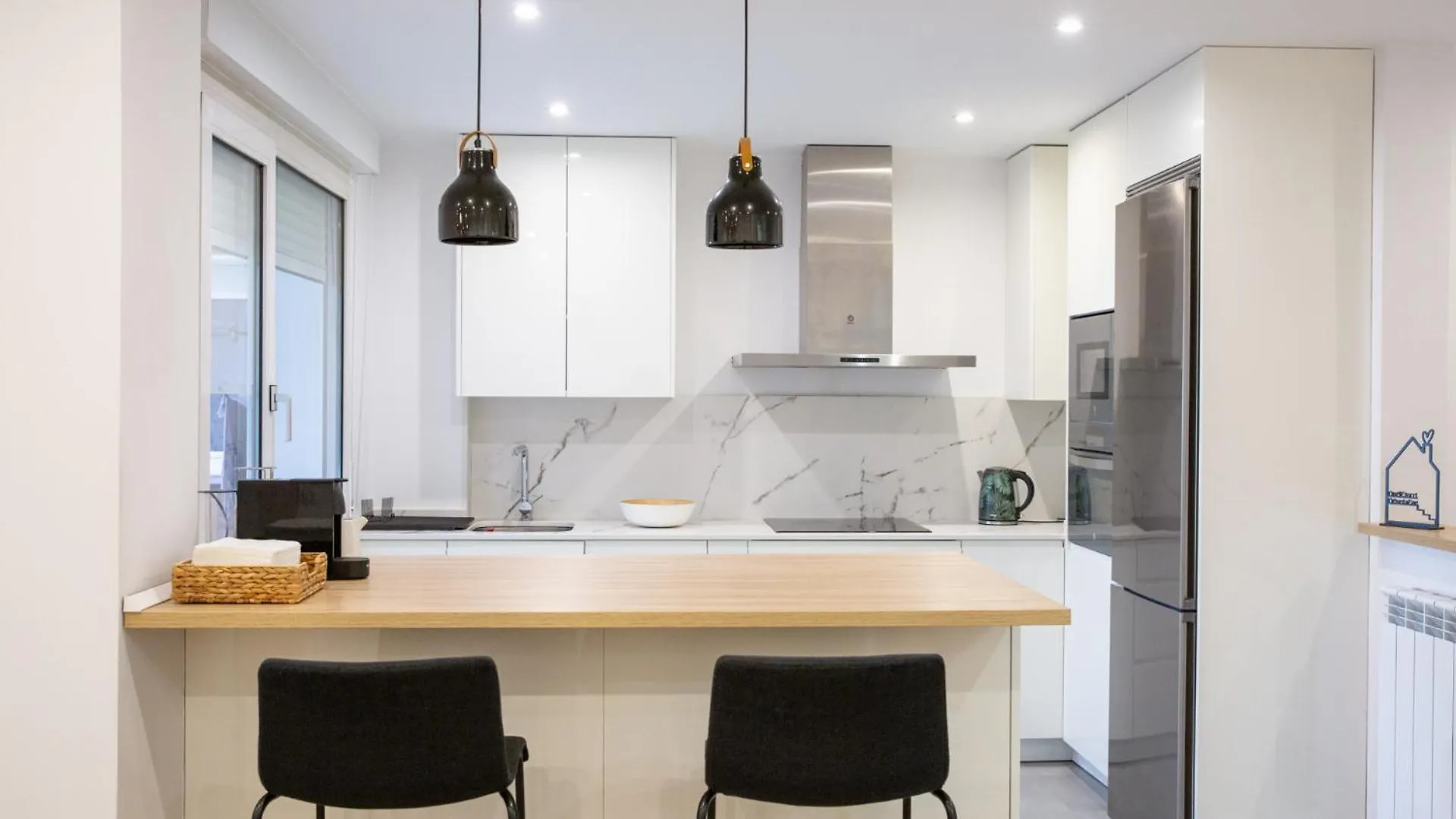 Nuevo, Grande Con Garaje, Bilbao Arena, Casco Viejo Apartment
